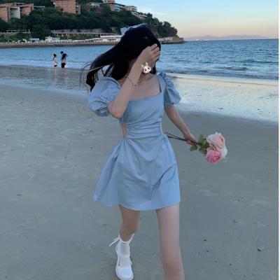 Summer Korean edition 2022 new waist slimming backless skirt design sense square collar short sleeve dress dress