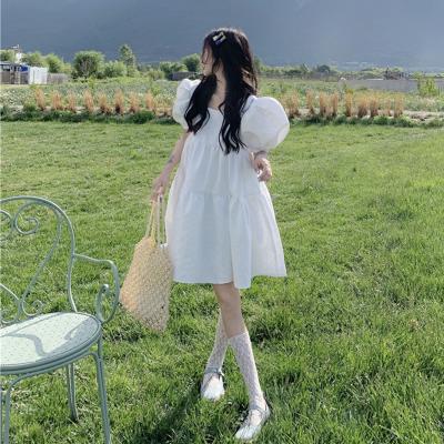 The new French sweet white bubble sleeve cake dress for 2022